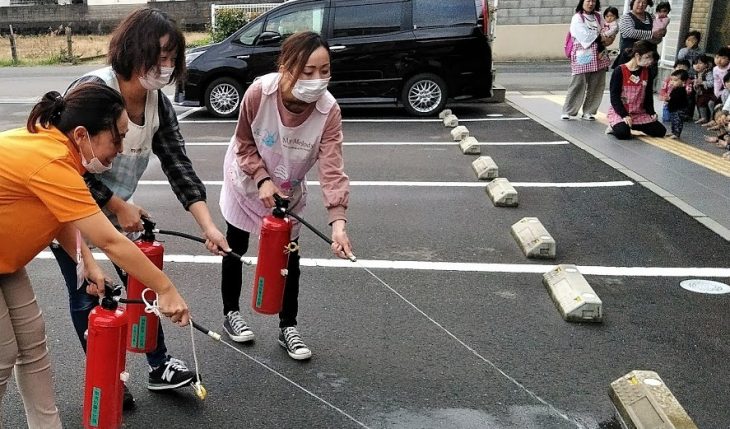 イメージ：保育園と合同避難訓練