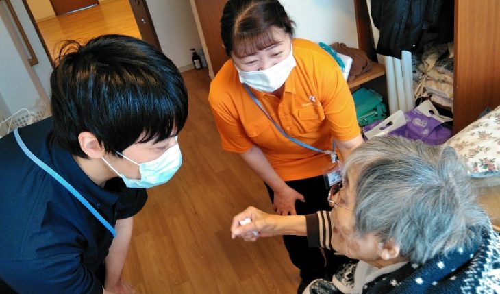 イメージ：新しい仲間とトレーナー