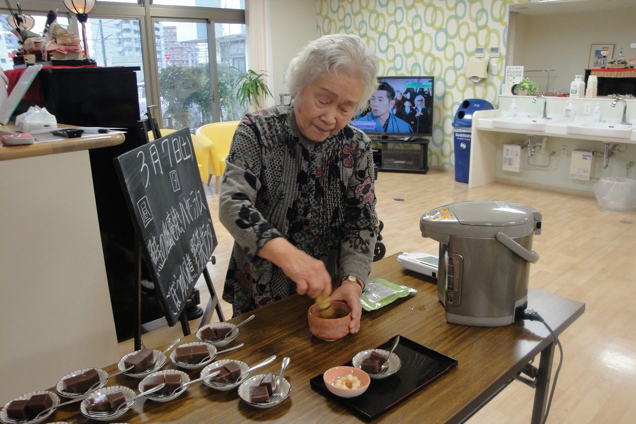 イメージ：うれしいひな祭りカフェ