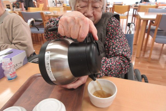 イメージ：セルフサービスから広がる輪