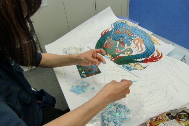 イメージ：ちぎり絵