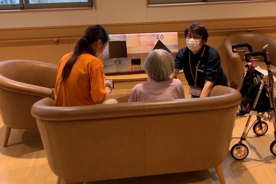 イメージ：手作り「玉入れ」