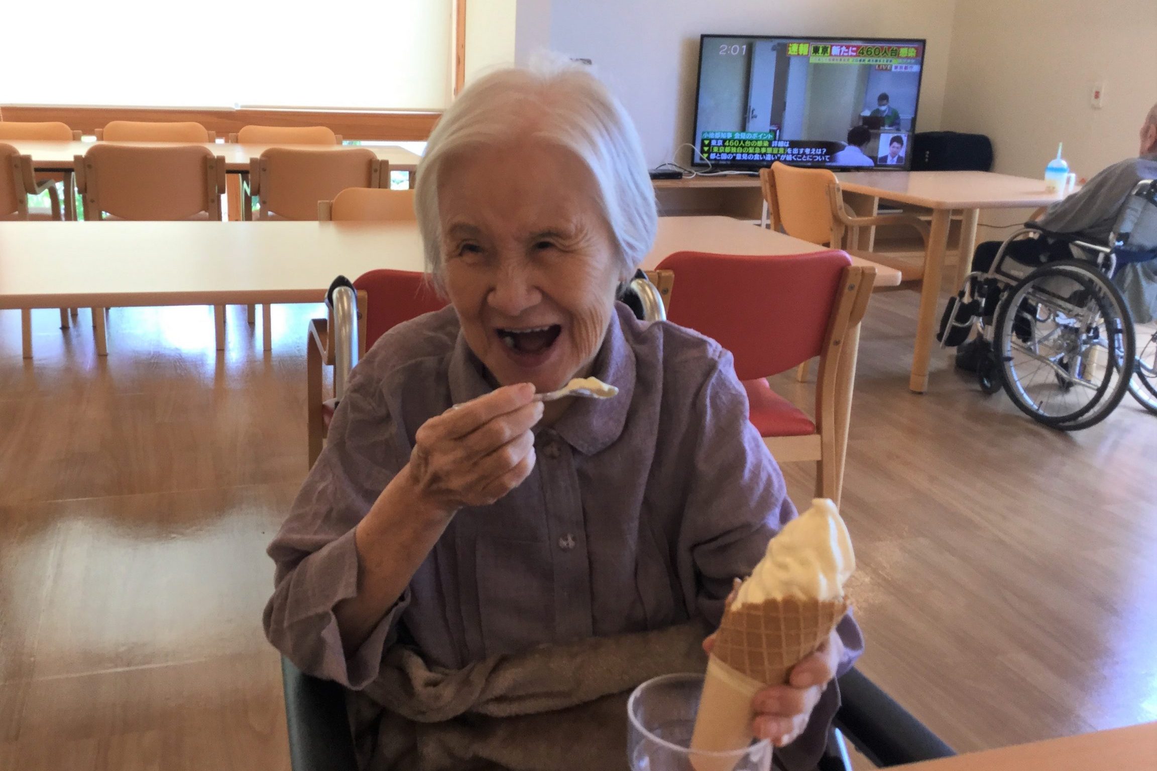 イメージ：ソフトクリームでお祝い