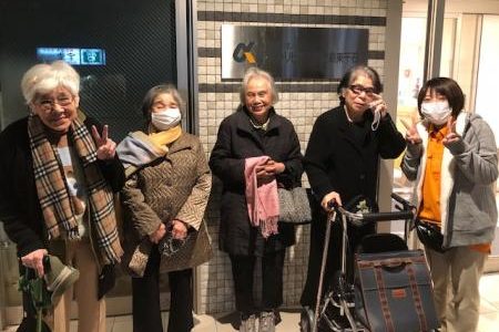 イメージ：夜のドライブ