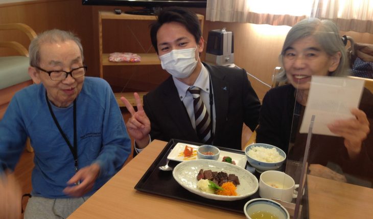 イメージ：ご入居者に感謝の牛肉ステーキ