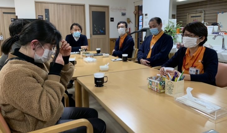 イメージ：外国人新卒者、県外配属のうらがわ