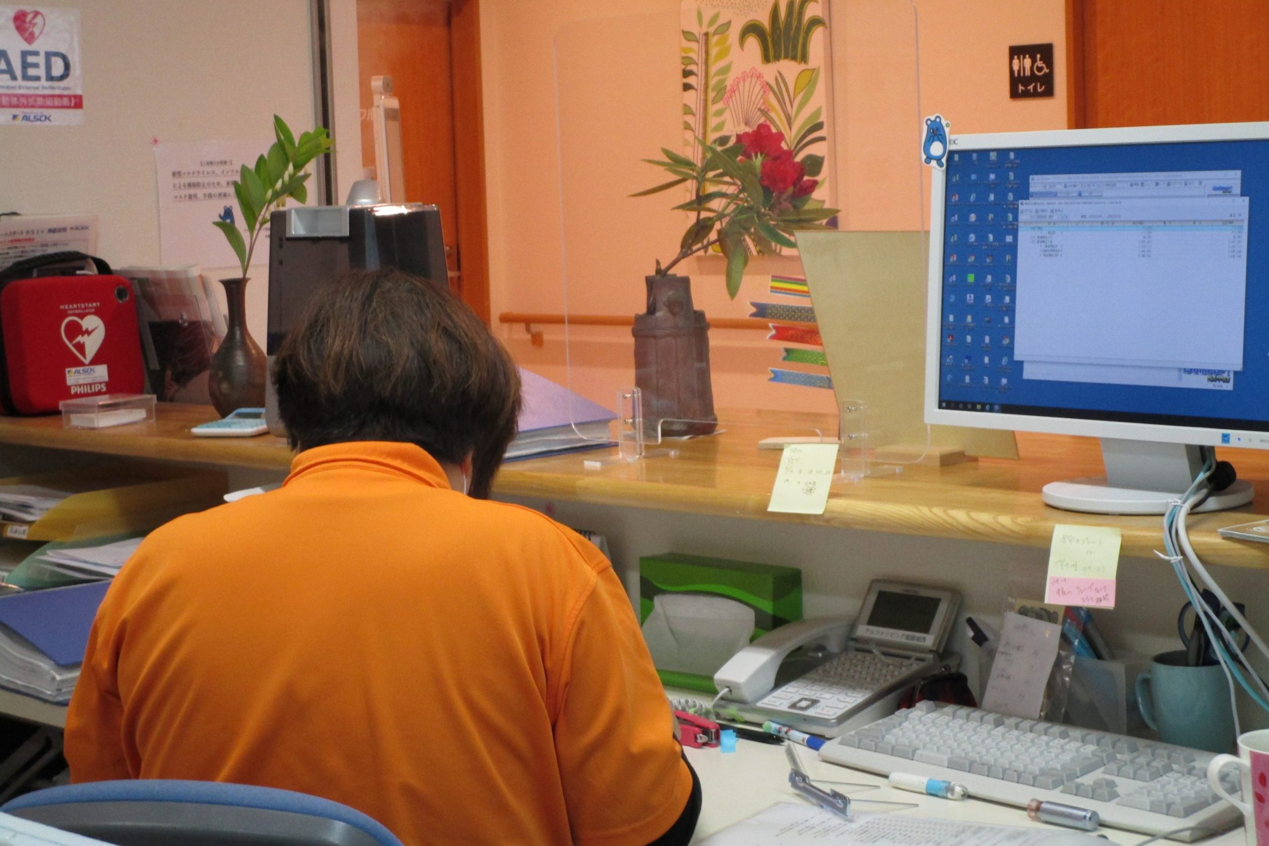 イメージ：チームを支える受付スタッフの仕事