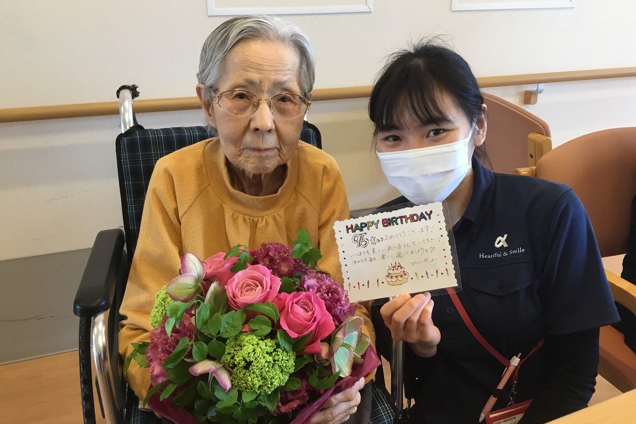 イメージ：新卒スタッフ　日々の成長