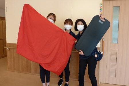 イメージ：持ち上げない・抱え上げない介護を実践中