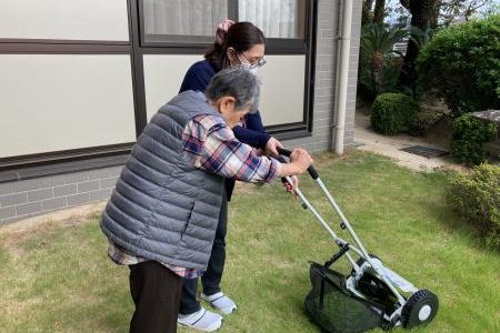 イメージ：庭のお手入れ