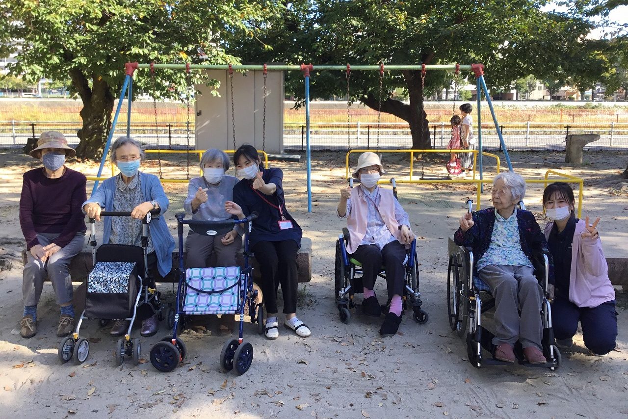 イメージ：外の空気を感じる、太陽の光を浴びる。