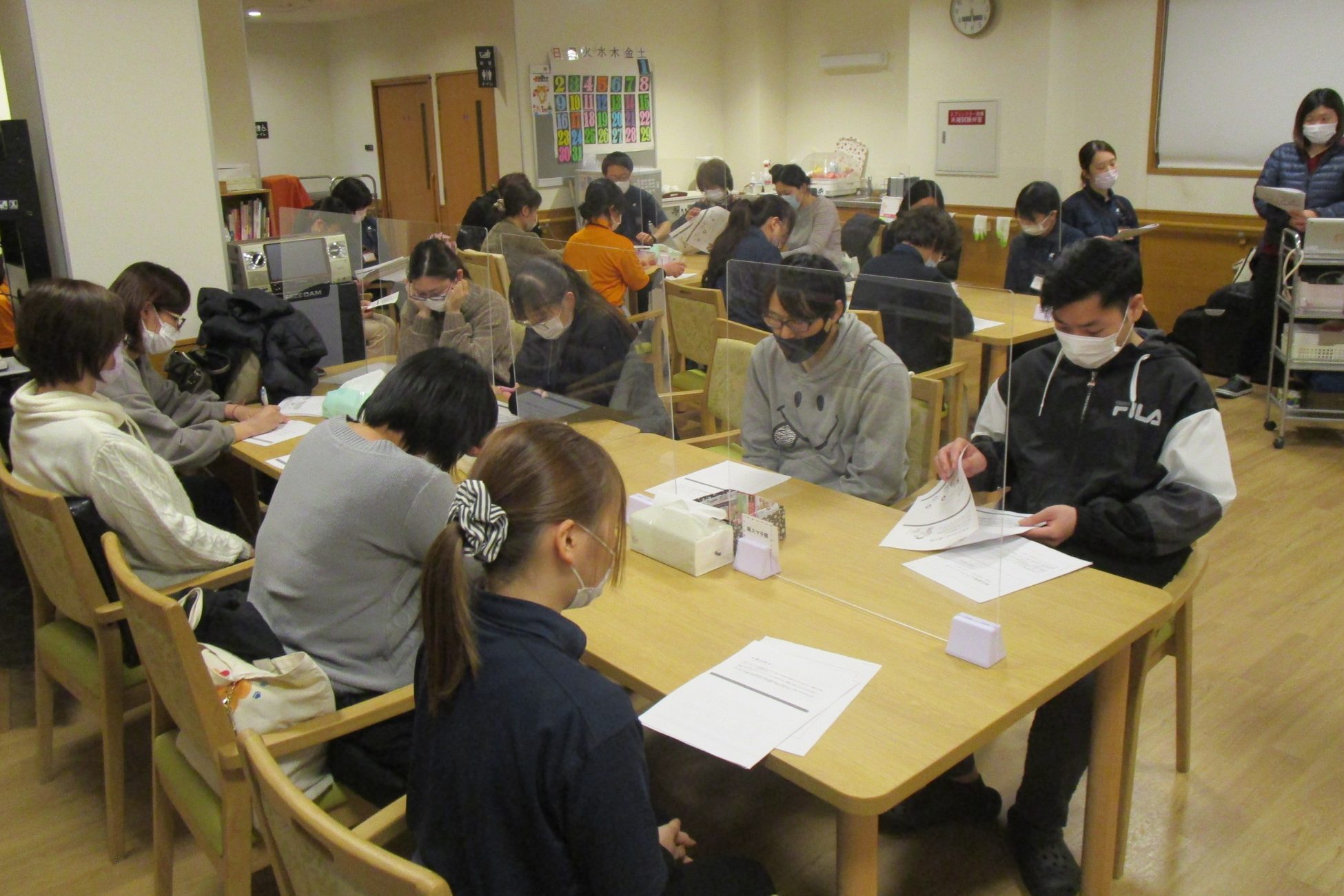 イメージ：負担の少ない介護技術を学ぶ「ボディメカニクス」研修