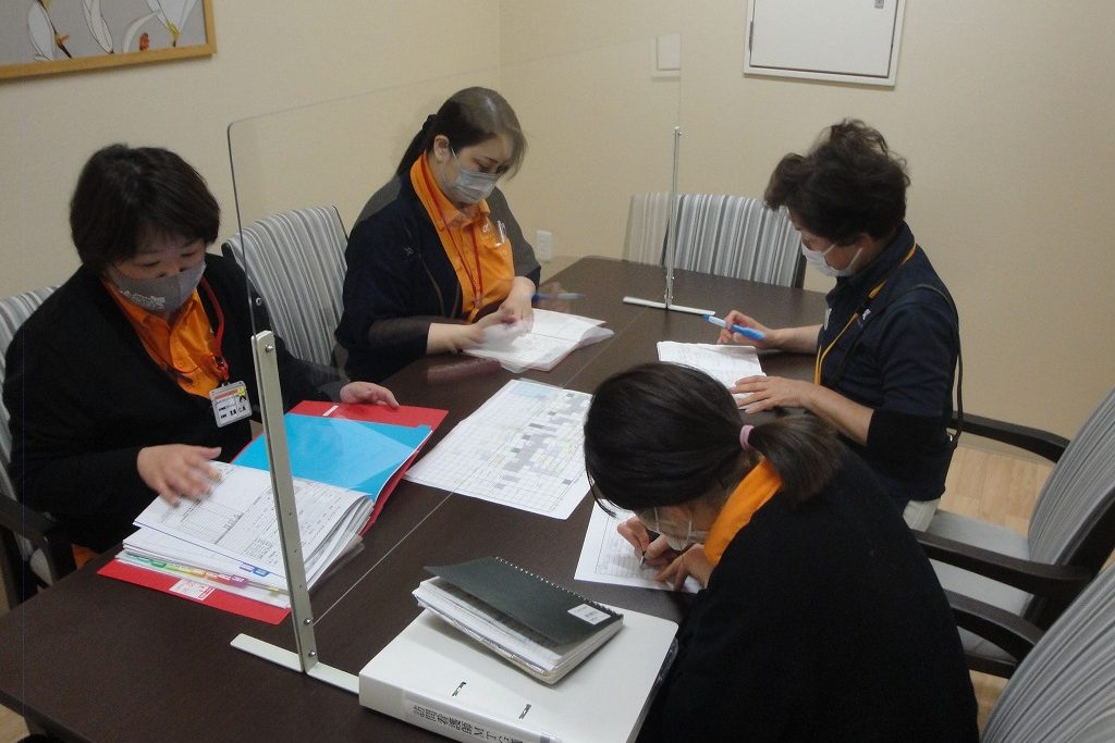 イメージ：看護スタッフミーティング