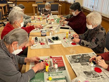 イメージ：スノードーム作り