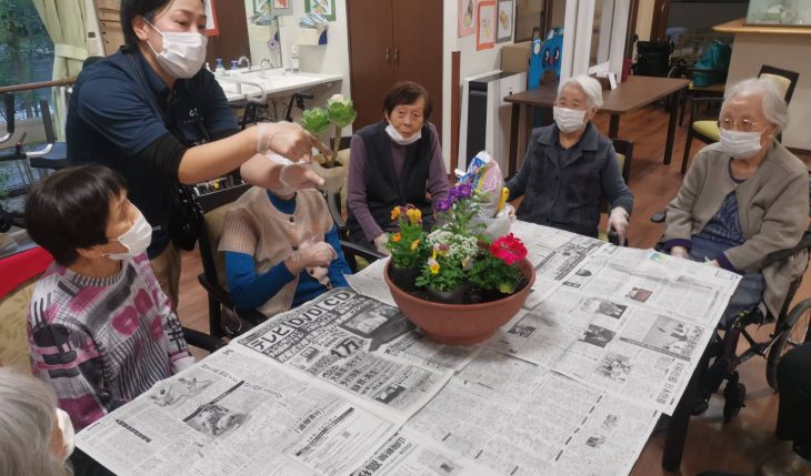 イメージ：ご利用者を笑顔にする園芸療法を学びたい