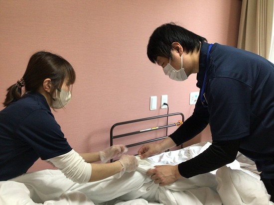 イメージ：外国人スタッフの仕事ぶりをみて思うこと