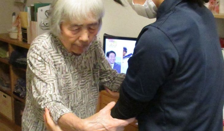 イメージ：ご利用者も待ち望んでいたリハビリスタッフ入社！