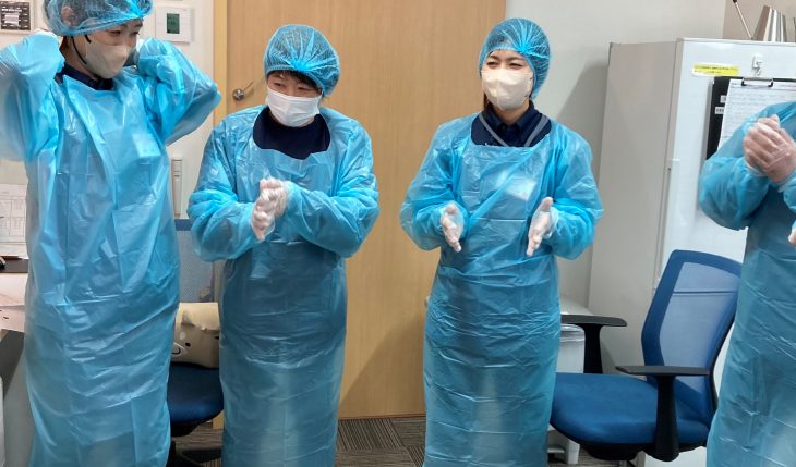 イメージ：感染対策研修「ガウンテクニック」