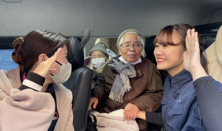 イメージ：介護旅行に行ってきます