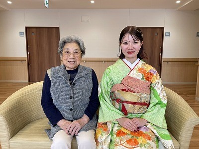 イメージ：スタッフの素敵な訪問（はたちの集い）