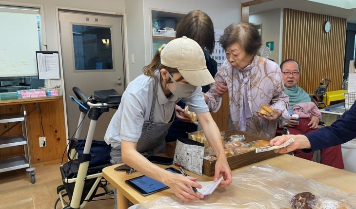 イメージ：食事満足度改善と美味しいパンの訪問販売