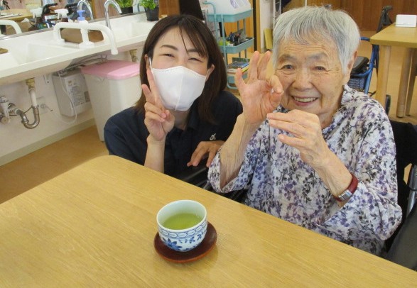 イメージ：仲間に支えられてできているワークライフバランス