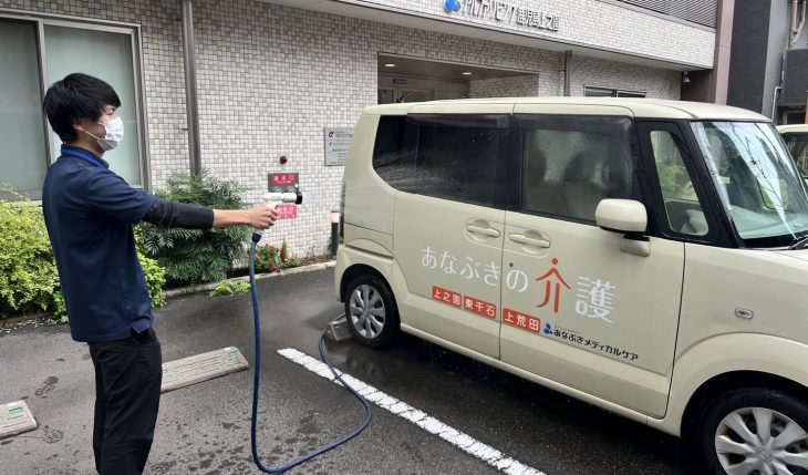 イメージ：洗車～終わりなき拭き取り～