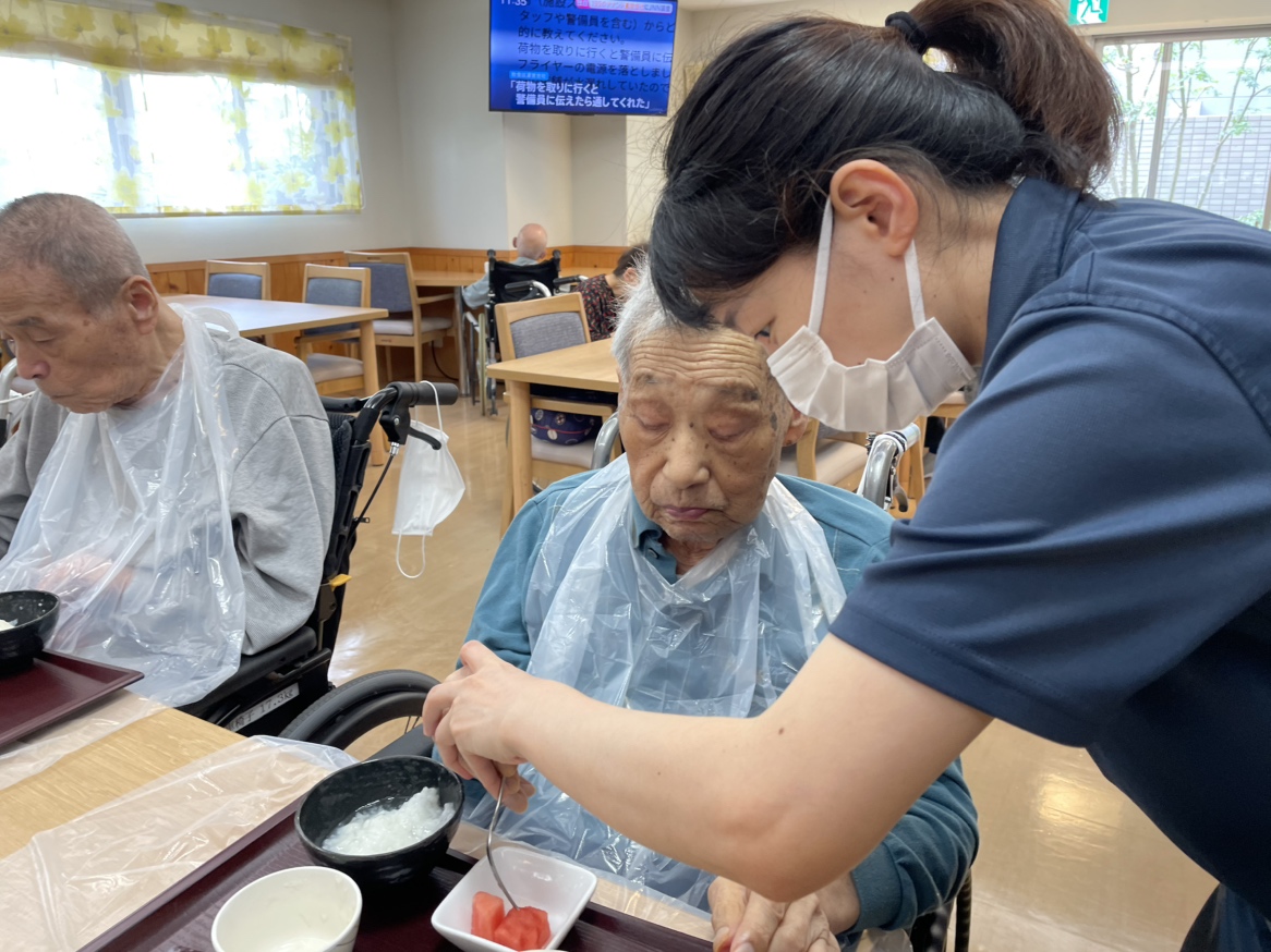 イメージ：毎日の「食べる」を支える仕事