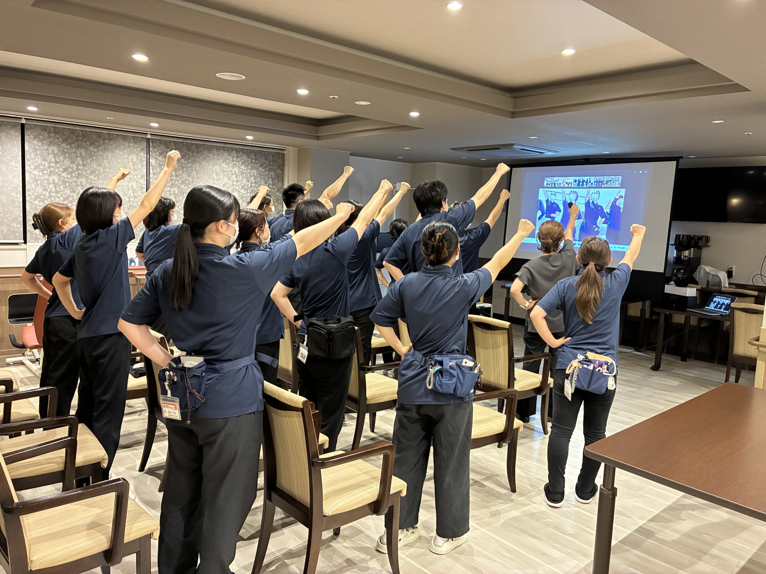 イメージ：特養から転職して半年経ちました